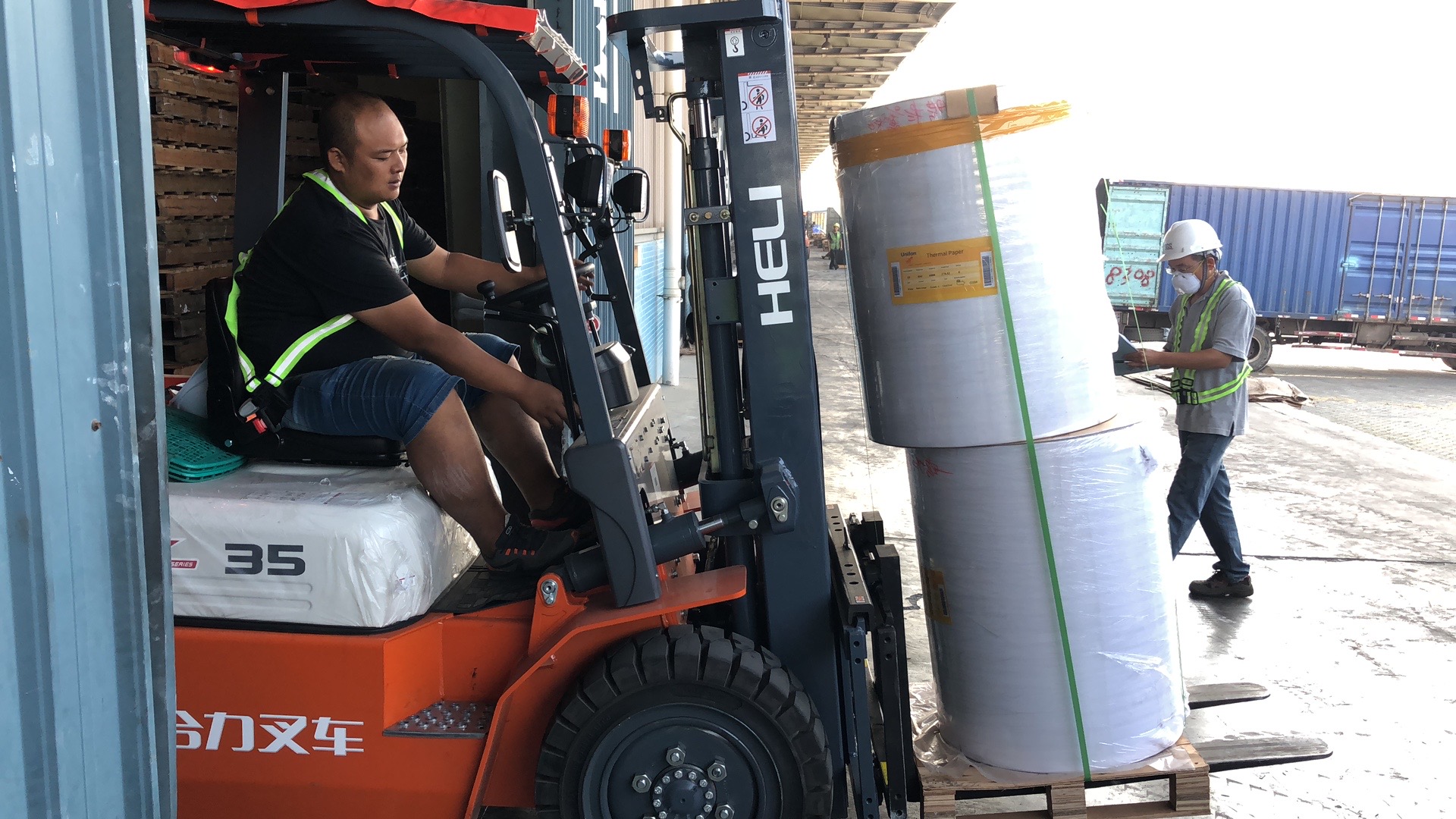 Рулон необработанной термобумаги нестандартного размера